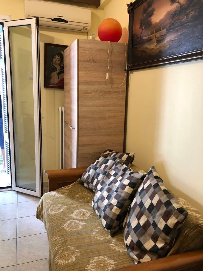 Anna Apartment In Kypseli Атина Екстериор снимка